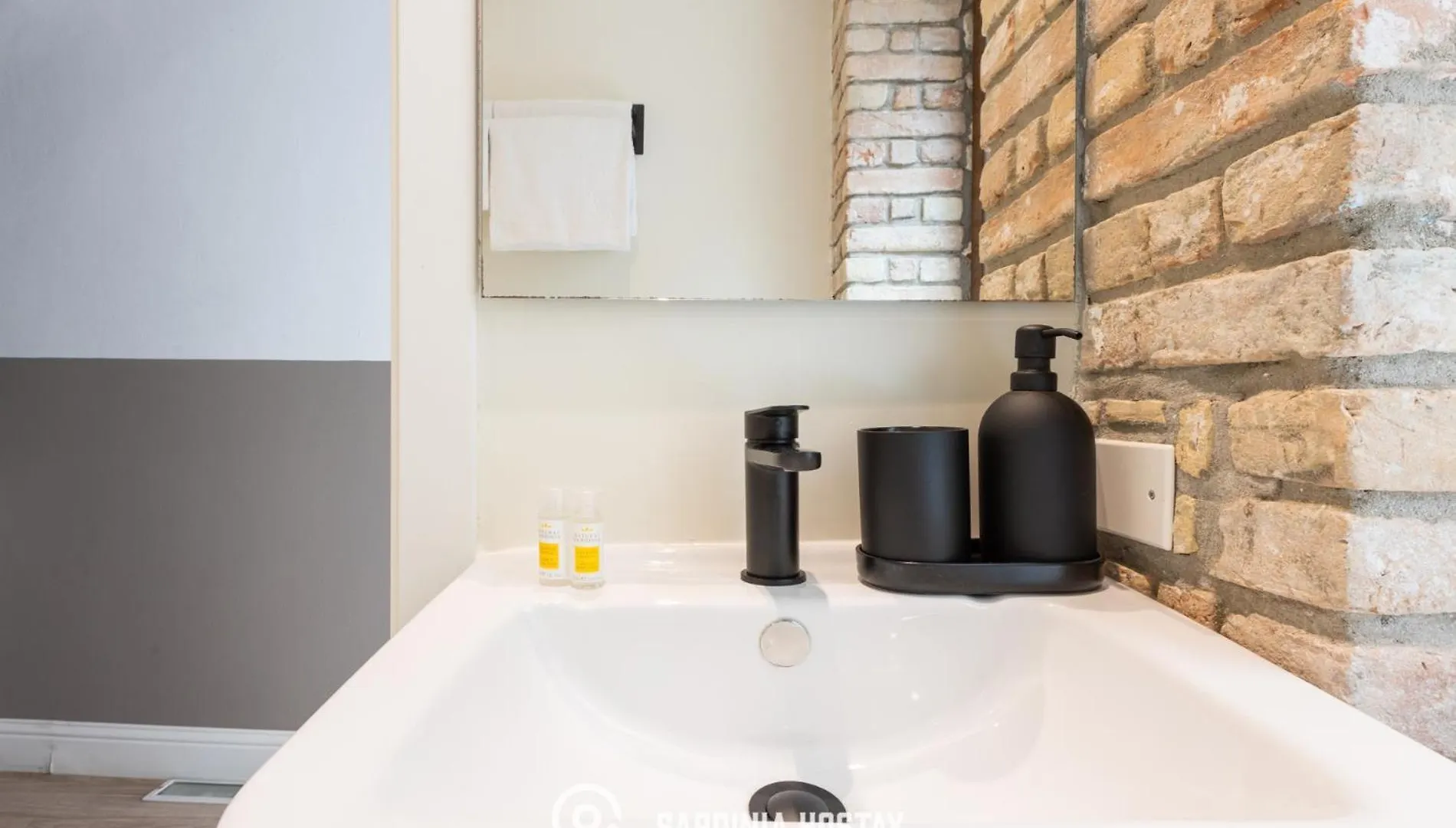 Maison Garibaldi Cagliari Guest house