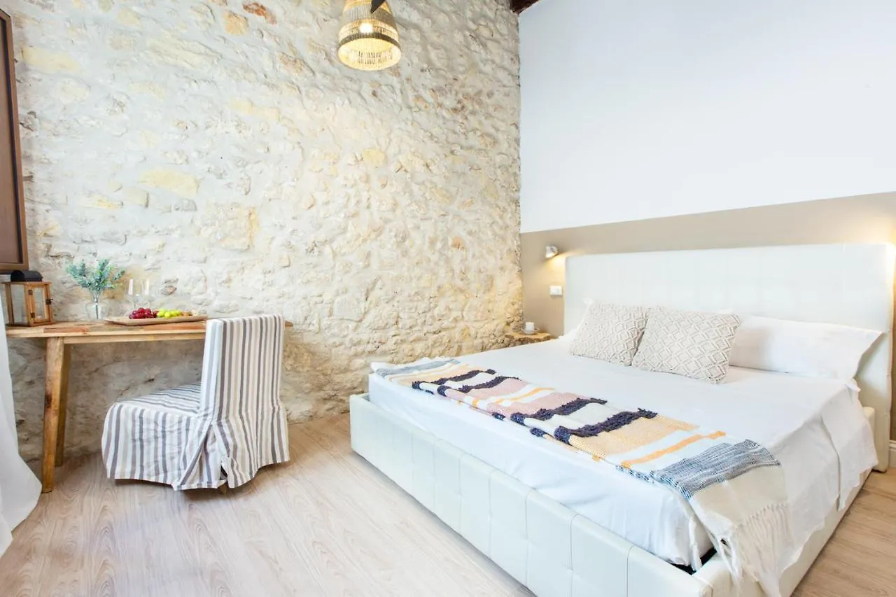 Maison Garibaldi Cagliari